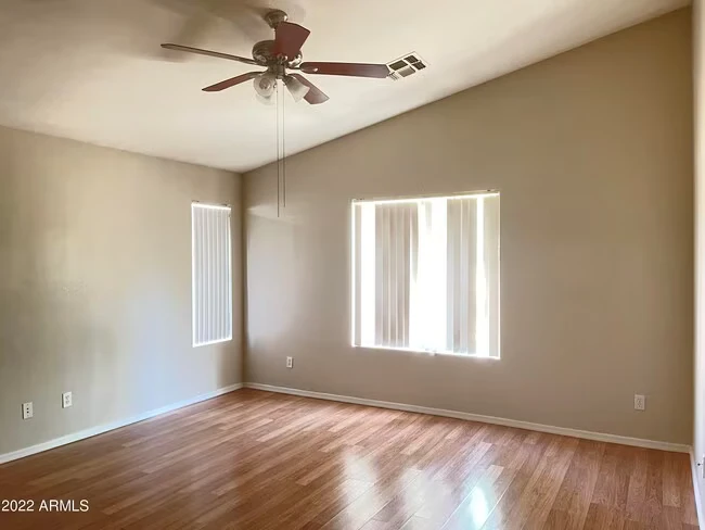 4004 S Summer Ct Gilbert, AZ 85297 photo 2