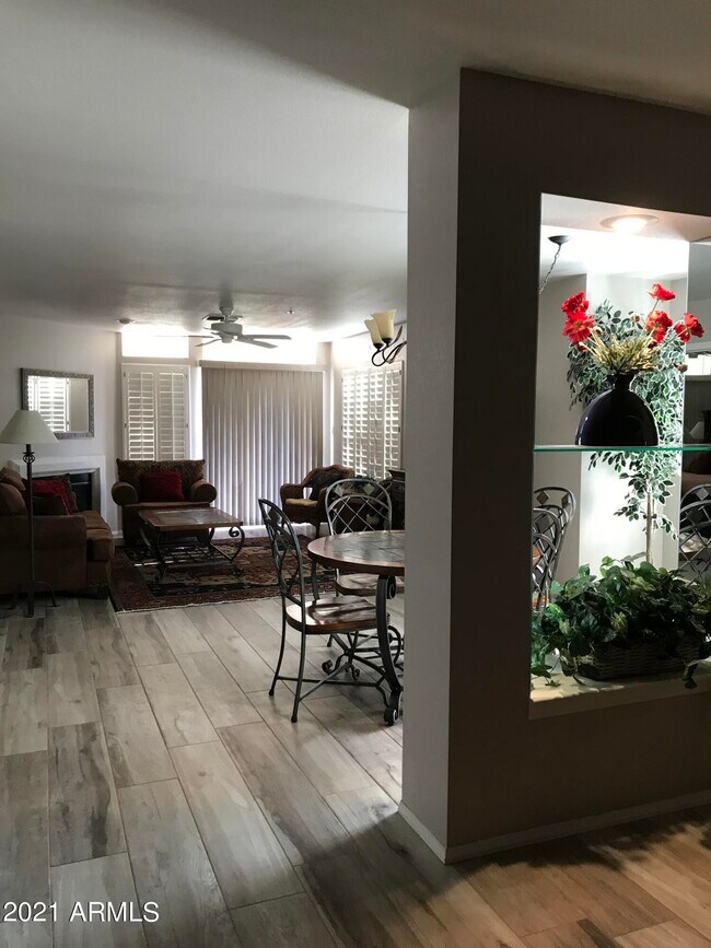 10080 E Mountainview Lake Dr Scottsdale, AZ 85258 photo 5