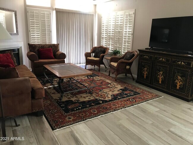 10080 E Mountainview Lake Dr Scottsdale, AZ 85258 photo 4