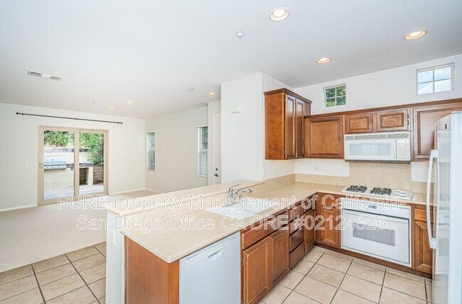 2804 Bellezza Dr San Diego, CA 92108 photo 5