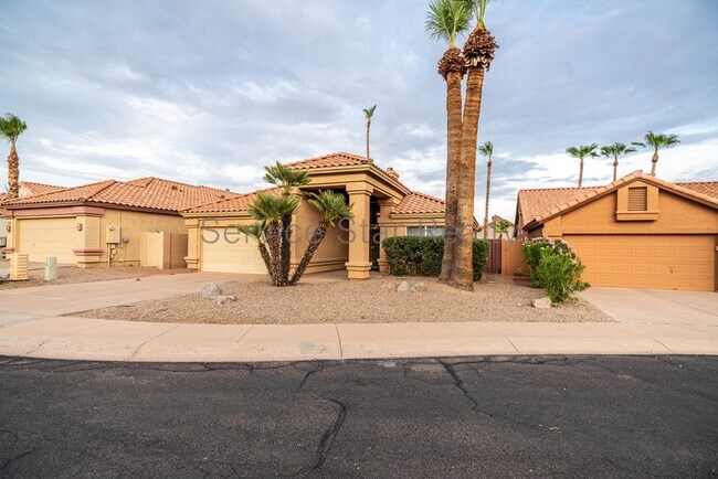 16651 S 13th St Phoenix, AZ 85048 photo 3