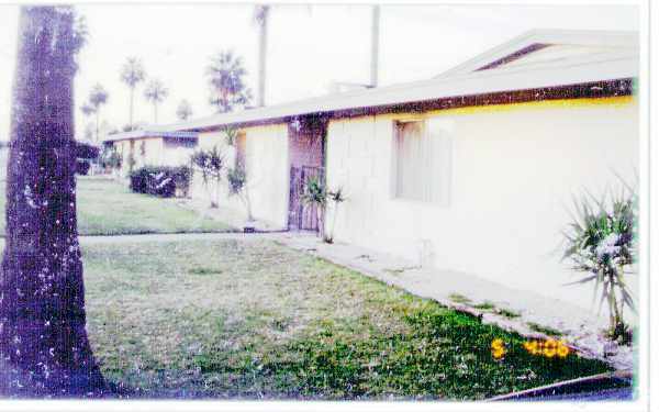 Ciento West photo 2