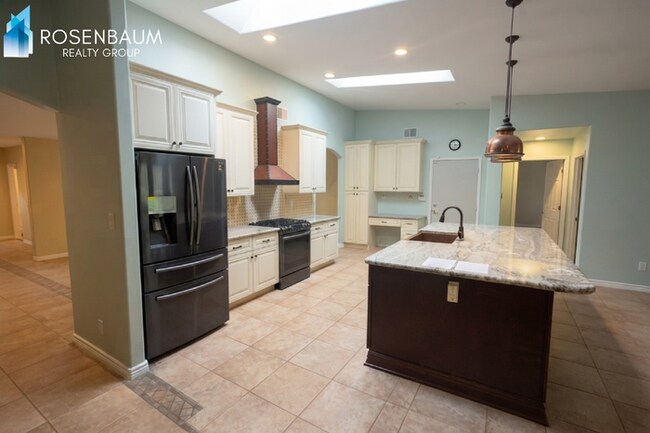 3122 E Monterosa St Phoenix, AZ 85016 photo 2