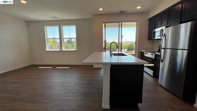 218 Church St Livermore, CA 94550 photo 3