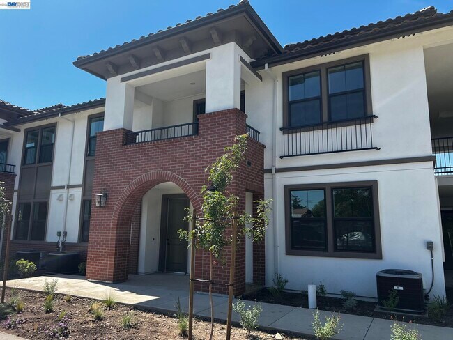 218 Church St Livermore, CA 94550 photo 2