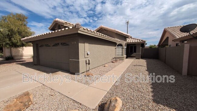 143 S Willow Creek St Chandler, AZ 85225 photo 4