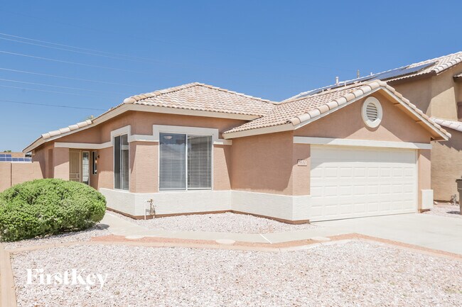 8630 W Shaw Butte Dr Peoria, AZ 85345 photo 2