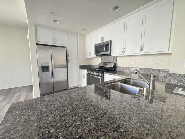 8954 Butternut Ln San Diego, CA 92123 photo 5