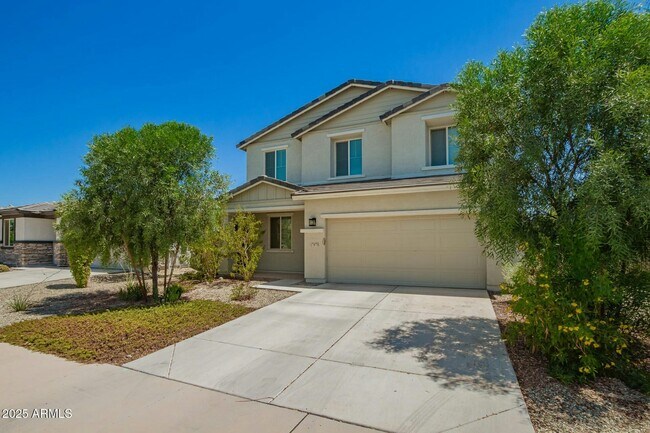 17873 W Via De Luna Dr Surprise, AZ 85387 photo 2