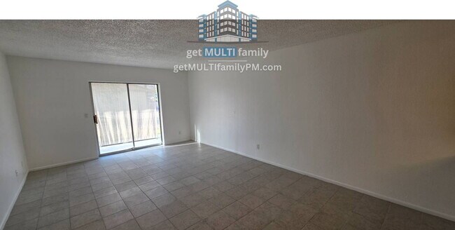 2514 N 49th St Phoenix, AZ 85008 photo 5