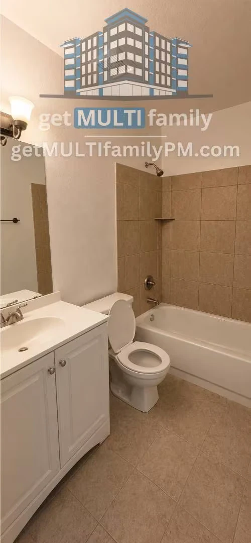 2514 N 49th St Phoenix, AZ 85008 photo 4