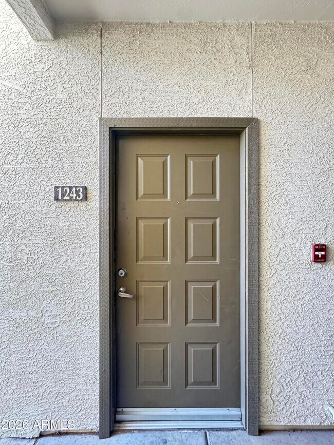 6900 E Princess Dr Phoenix, AZ 85054 photo 3