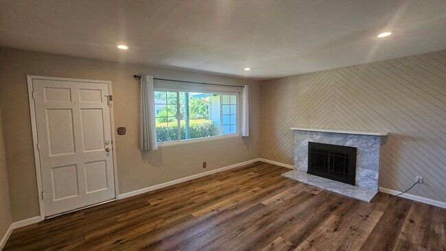 8164 Cardiff Dr Dublin, CA 94568 photo 3