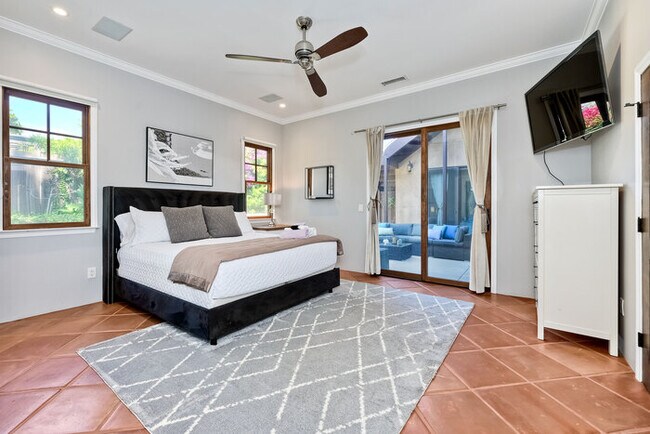5194 Carlsbad Blvd Carlsbad, CA 92008 photo 5