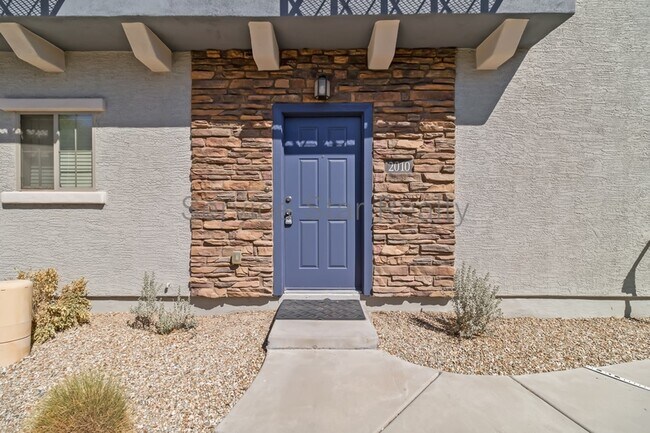 2150 W Alameda Rd Phoenix, AZ 85085 photo 2