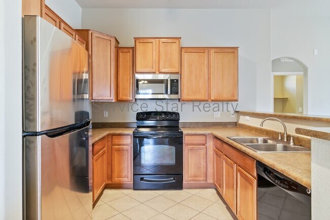 2150 W Alameda Rd Phoenix, AZ 85085 photo 4