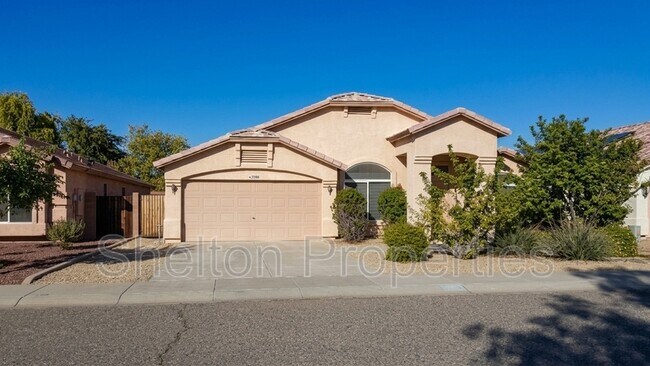 3908 W Goodman Dr photo 4