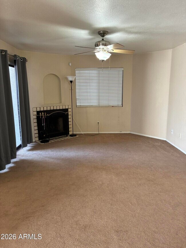 1800 W Elliot Rd Chandler, AZ 85224 photo 2