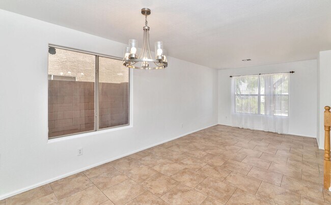 3617 E Potter Dr Phoenix, AZ 85050 photo 4