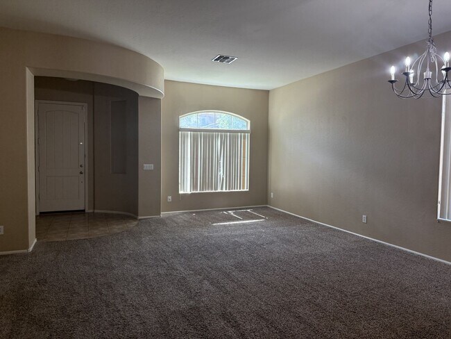 4248 E Buckboard Rd Gilbert, AZ 85297 photo 2