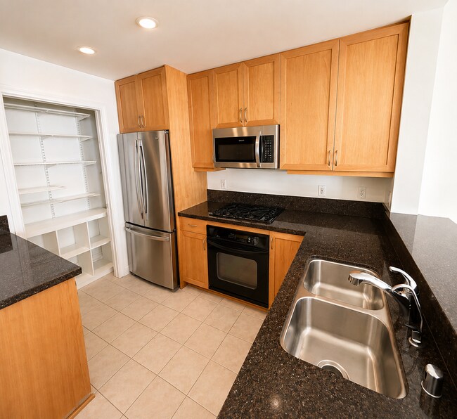 850 Beech St San Diego, CA 92101 photo 5
