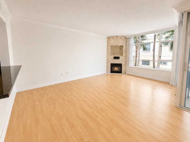 850 Beech St San Diego, CA 92101 photo 4