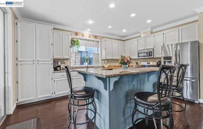 828 Hollowbrook Dr Brentwood, CA 94513 photo 5