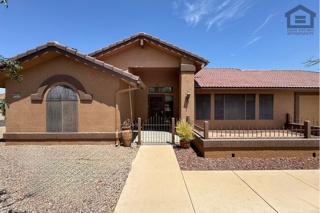 17211 N Desert Glen Dr Sun City West, AZ 85375 photo 4