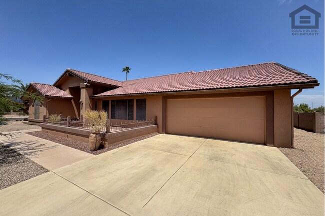 17211 N Desert Glen Dr Sun City West, AZ 85375 photo 3