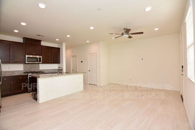 40359 Calle Real Murrieta, CA 92563 photo 4