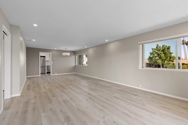 1001 La Pluma Ct San Marcos, CA 92078 photo 4