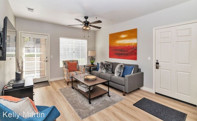 9450 E Becker Ln Scottsdale, AZ 85260 photo 3