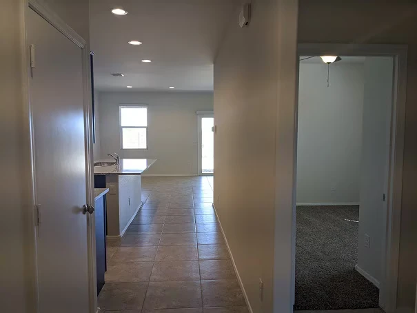 36488 W Barcelona Ln photo 4