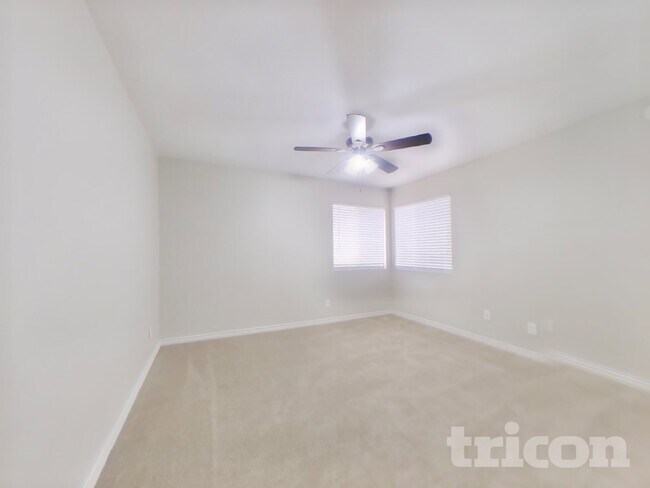 4775 W Morrow Dr Glendale, AZ 85308 photo 5