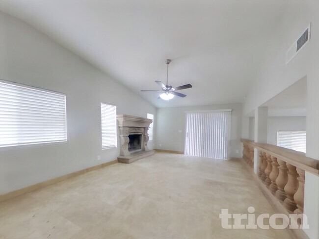 4775 W Morrow Dr Glendale, AZ 85308 photo 4