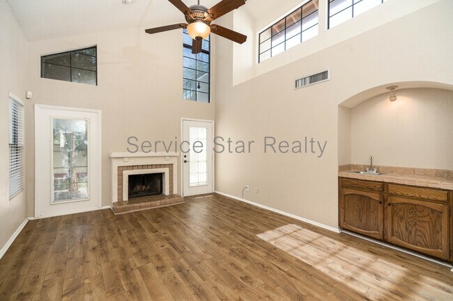 8910 S Heather Dr Tempe, AZ 85284 photo 4