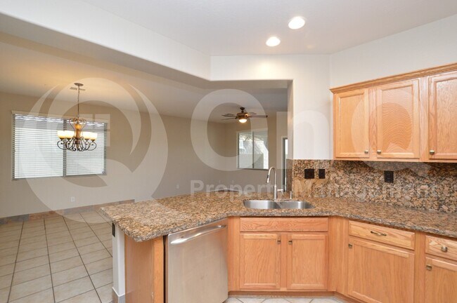 43308 N Vista Hills Dr Anthem, AZ 85086 photo 5