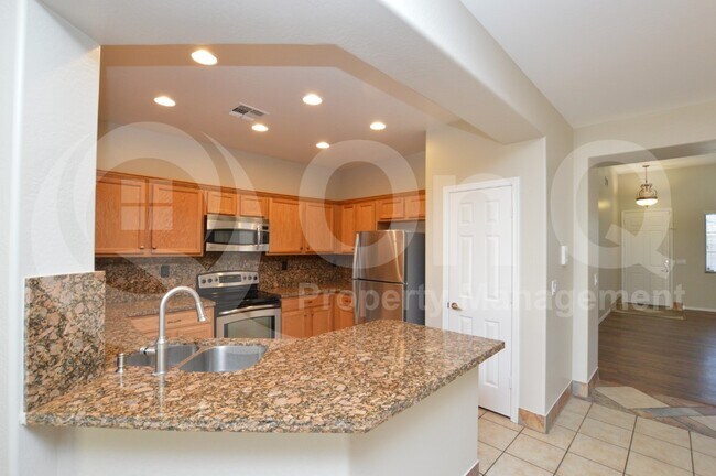 43308 N Vista Hills Dr Anthem, AZ 85086 photo 2