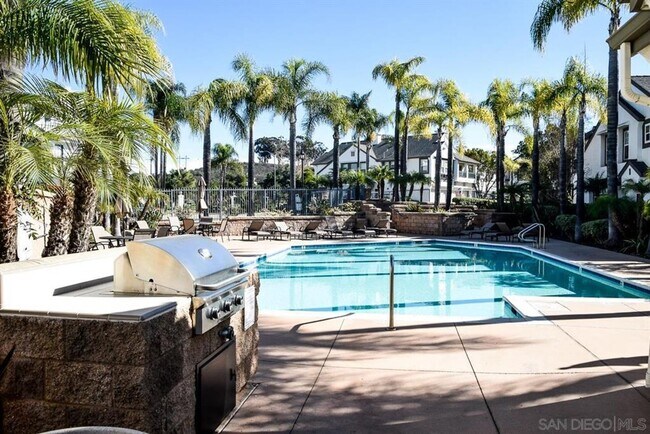 11890 Cypress Canyon Rd San Diego, CA 92131 photo 5