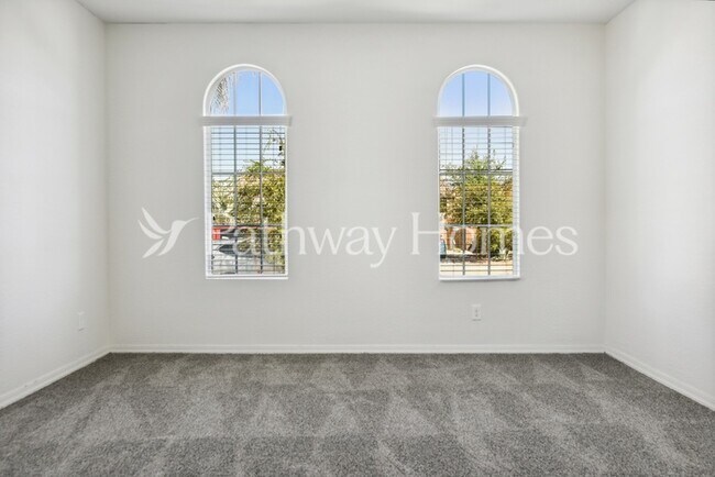 22231 E Cherrywood Dr Queen Creek, AZ 85142 photo 2