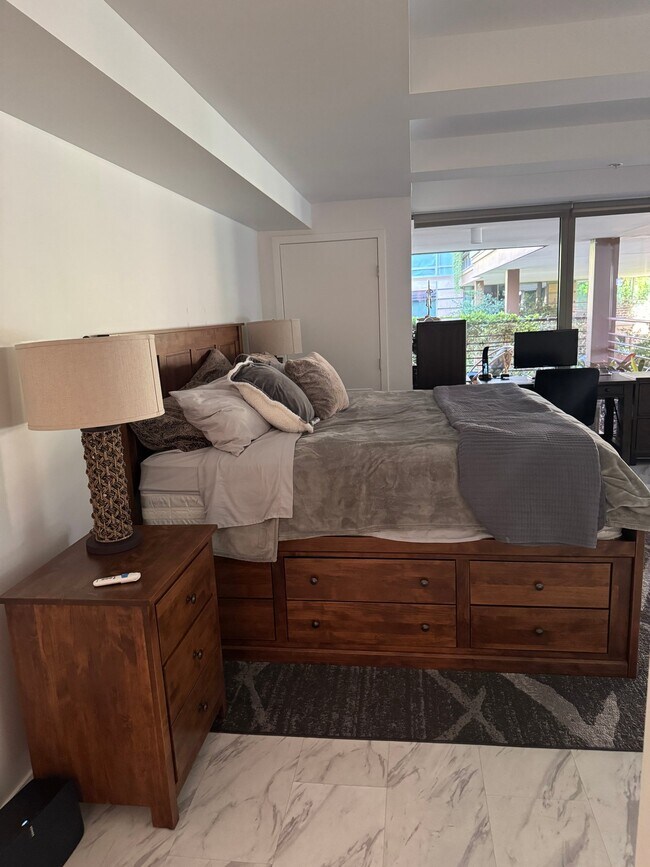 7167 E Rancho Vista Dr Scottsdale, AZ 85251 photo 3