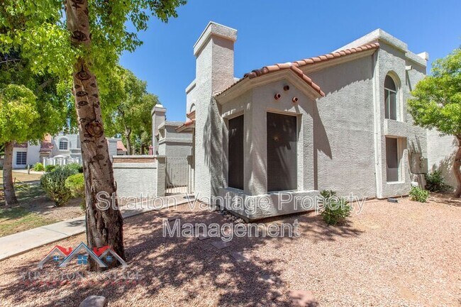 1717 E Union Hills Dr Phoenix, AZ 85024 photo 2