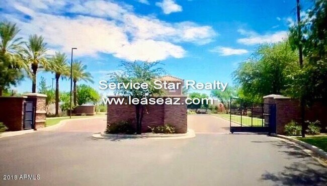 2740 S Equestrian Dr Gilbert, AZ 85295 photo 2