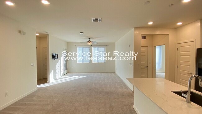2740 S Equestrian Dr Gilbert, AZ 85295 photo 5