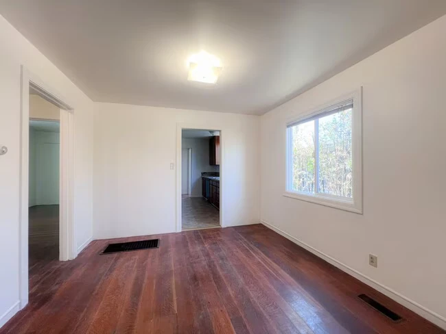 1054 Cornell Ave Albany, CA 94706 photo 4