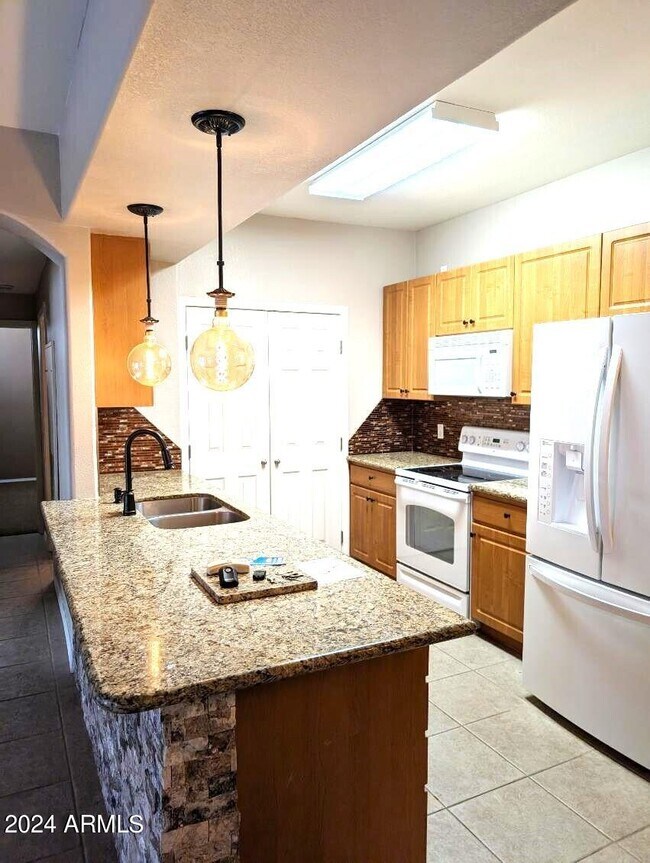 10136 E Southern Ave Mesa, AZ 85209 photo 4