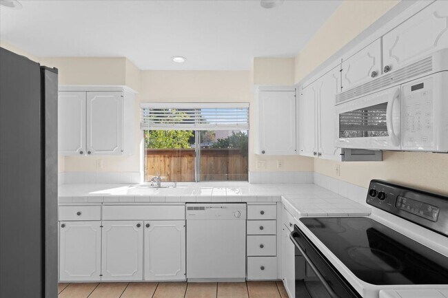 274 Boleroridge Pl Escondido, CA 92026 photo 5