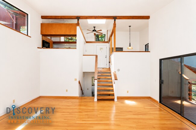 5635 Merriewood Dr Oakland, CA 94611 photo 5