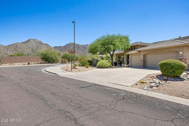 16861 N 106th Way photo 3
