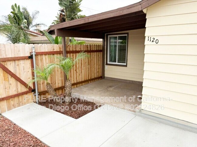1120 Florence St Imperial Beach, CA 91932 photo 2
